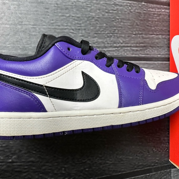 Jordan 1 Low Black Court Purple White US Men Size 8 - Picture 10 of 15
